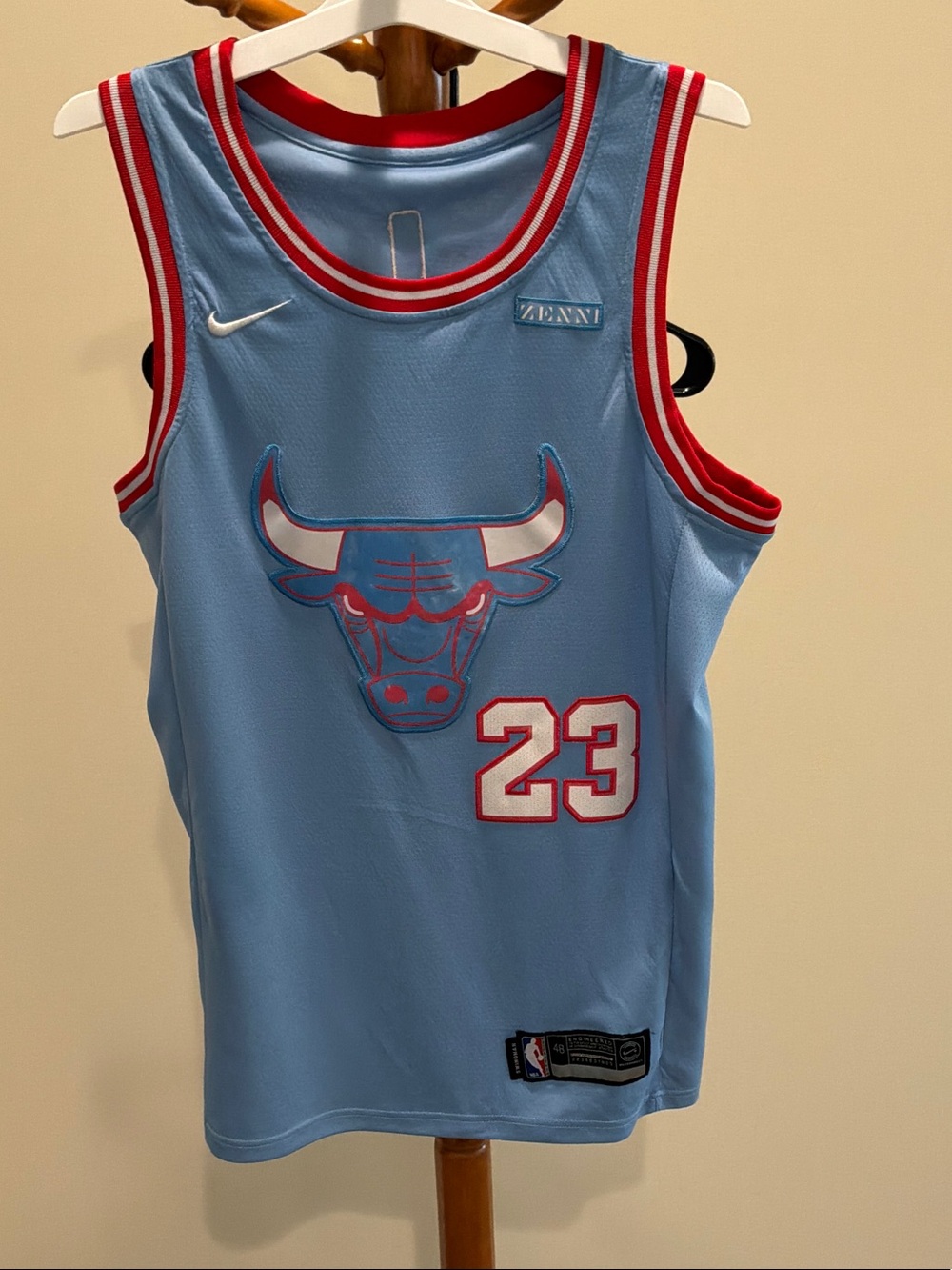 Nike NBA Chicago Bulls Michael Jordan Jordan jersey size 48 zenni sponsor
